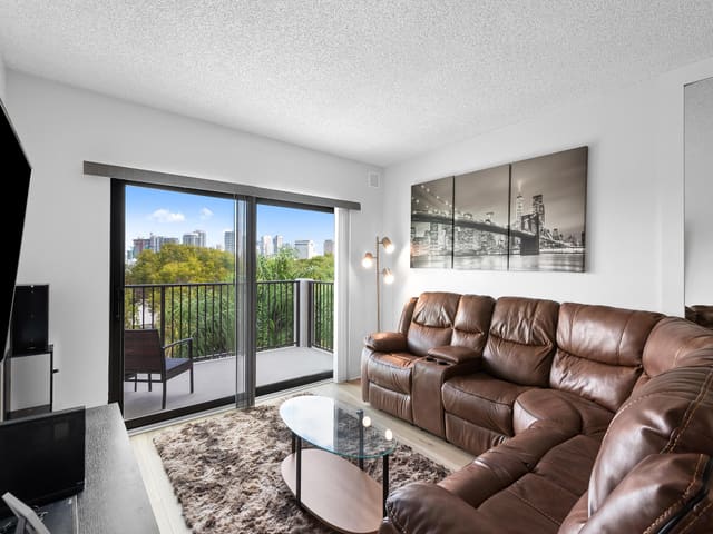 900 RIVER REACH Drive 406, Fort Lauderdale, FL 33315