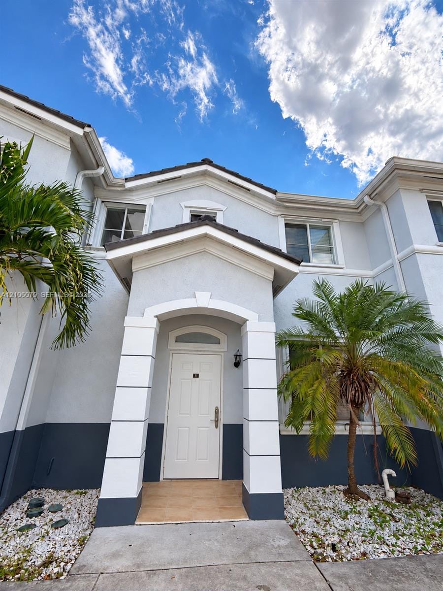 7325 NW 174th Terrace 102, Hialeah, FL 33015