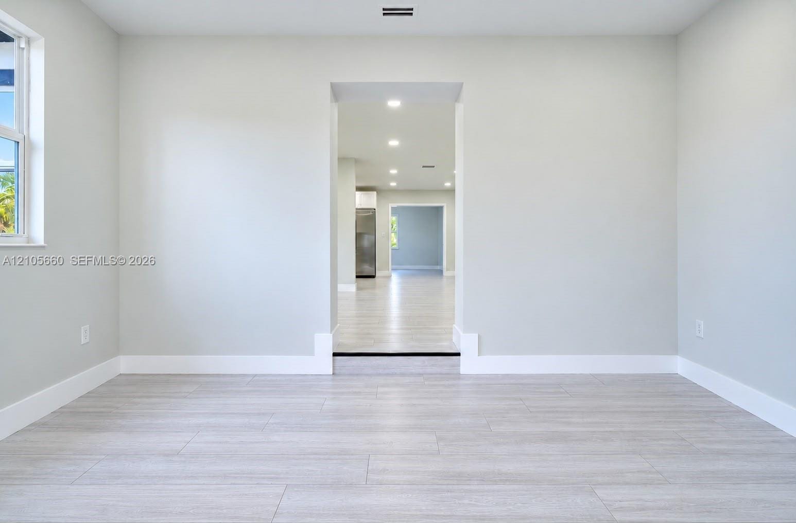 1550 NE 9th Court — photo 2