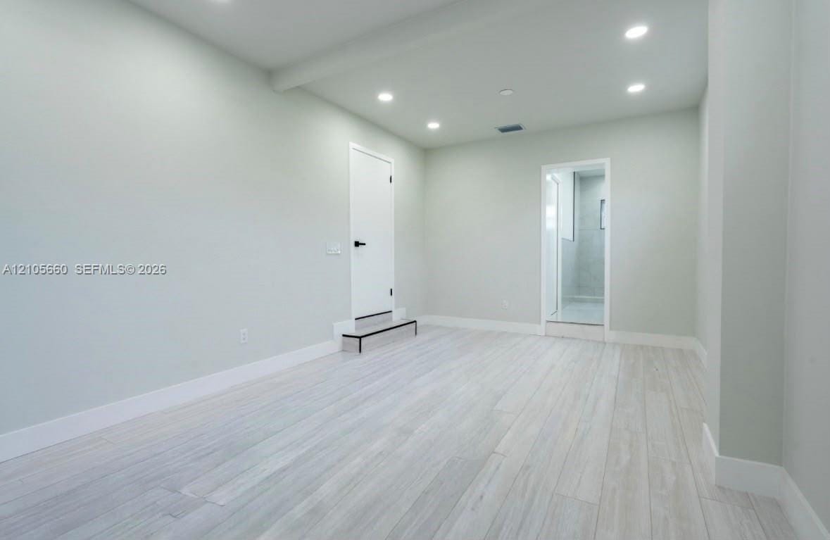 1550 NE 9th Court — photo 11