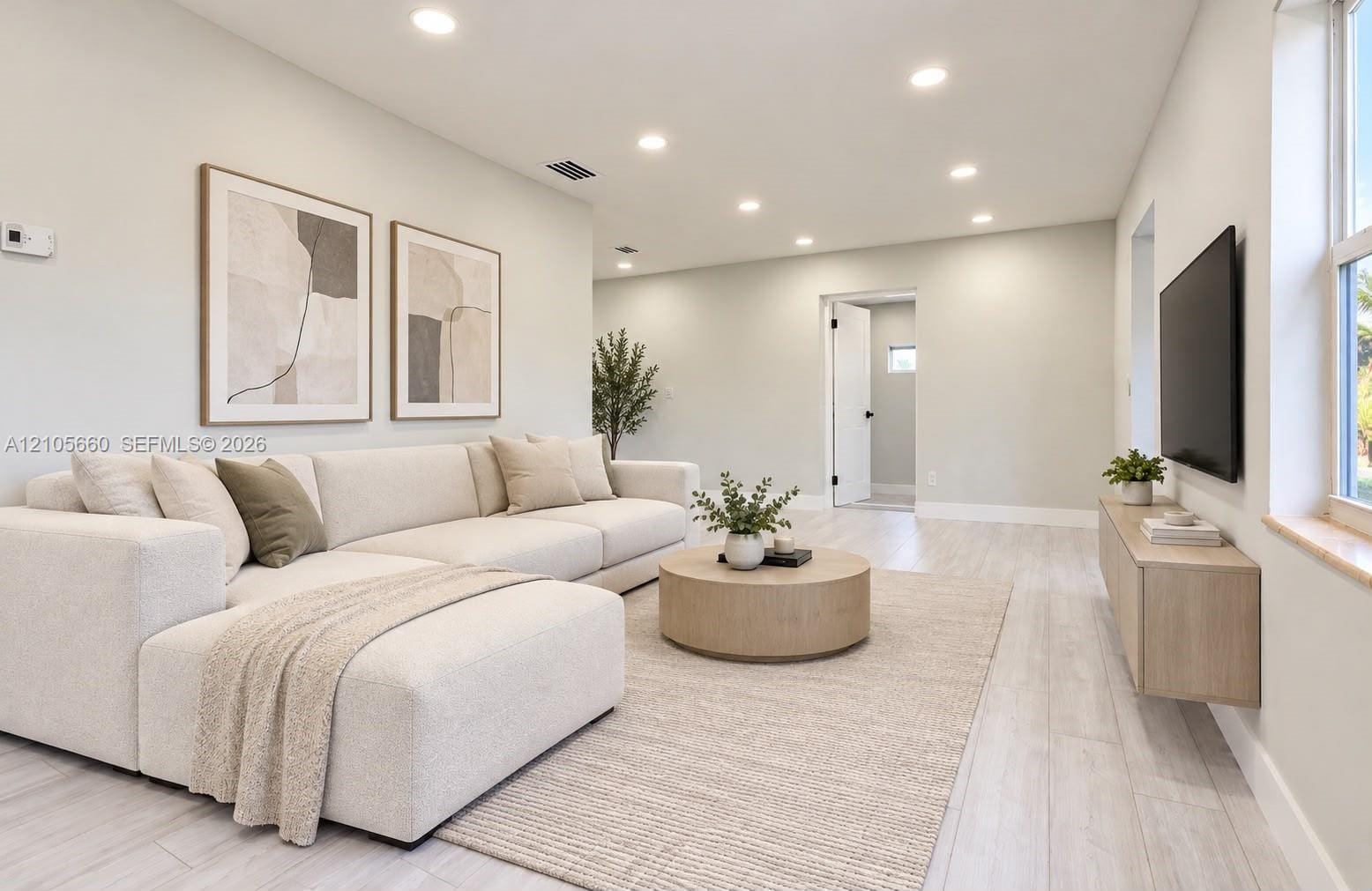 1550 NE 9th Court — photo 5