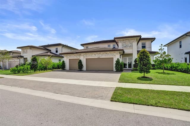 12240 SW 44th Court, Davie, FL 33330