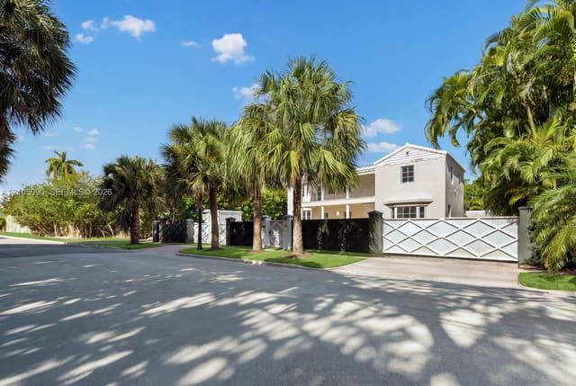 2534 Flamingo Drive, Miami Beach, FL 33140