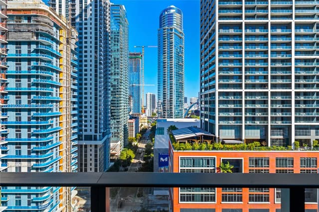 121 NE 5th Street 1909, Miami, FL 33132