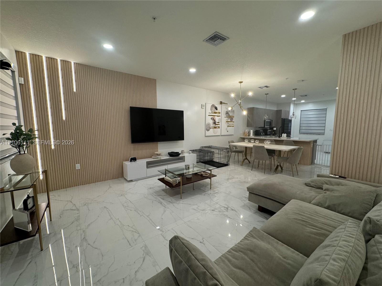 6450 NW 102nd Path 102, Doral, FL 33178