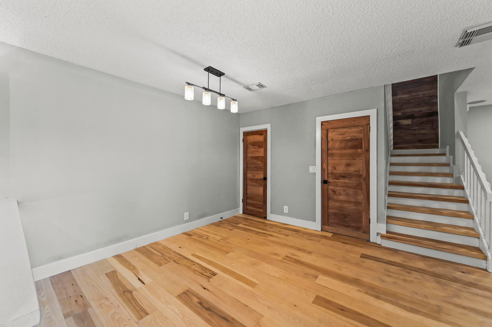301 MIRAMAR Lane C1 — photo 5