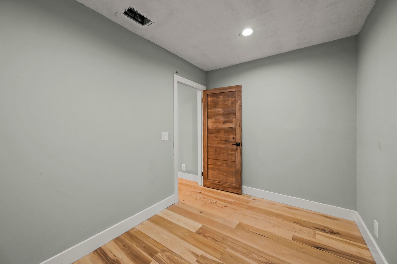 301 MIRAMAR Lane C1 — photo 10
