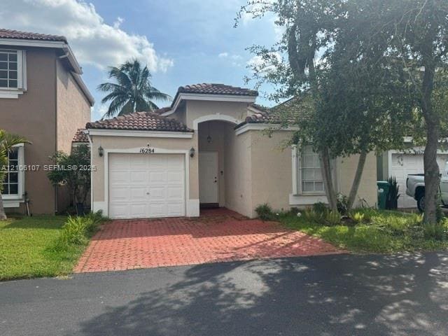 16284 SW 100th Terrace, Miami, FL 33196