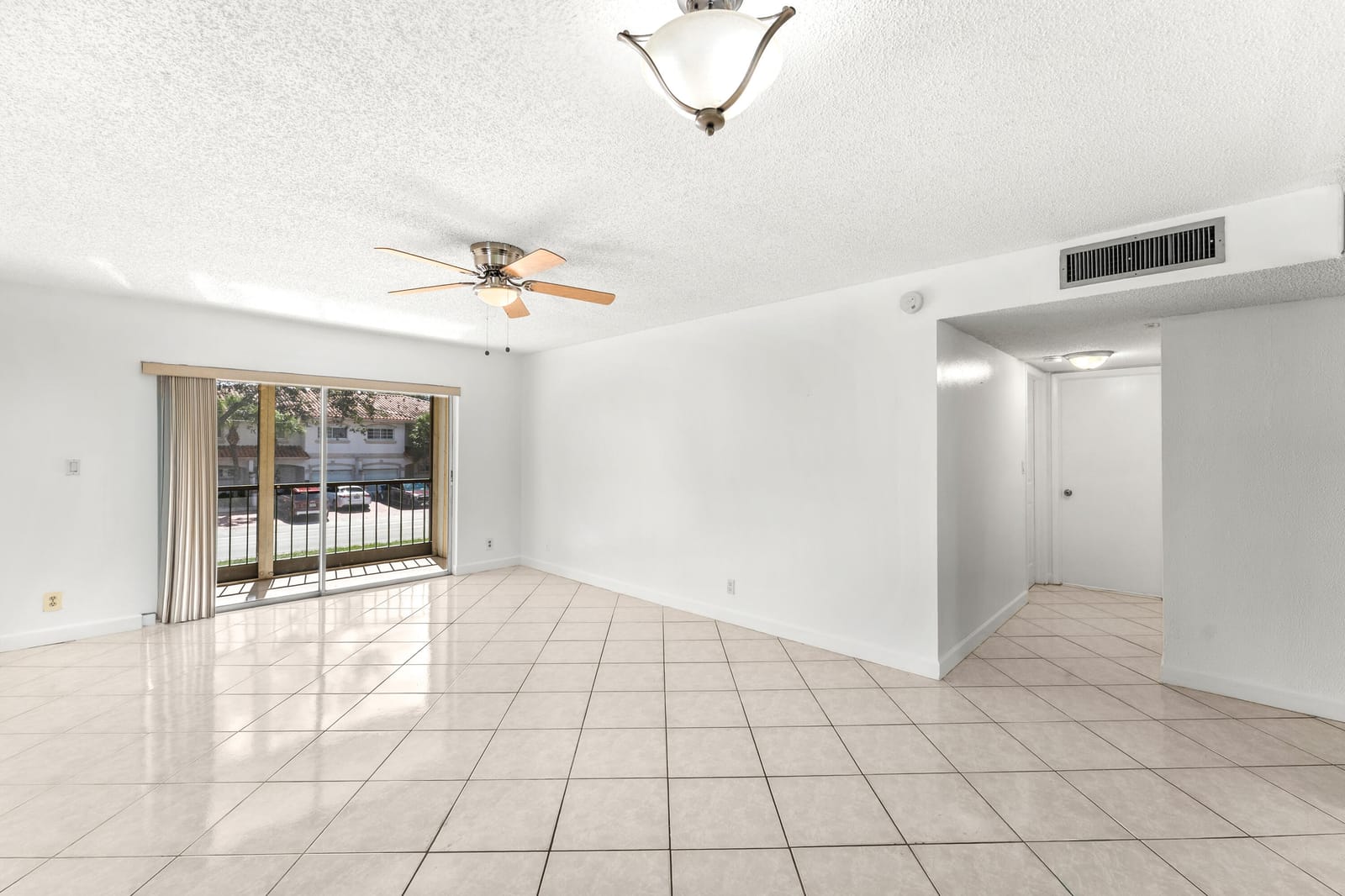 4148 NW 90th Avenue 201, Coral Springs, FL 33065 photo 6