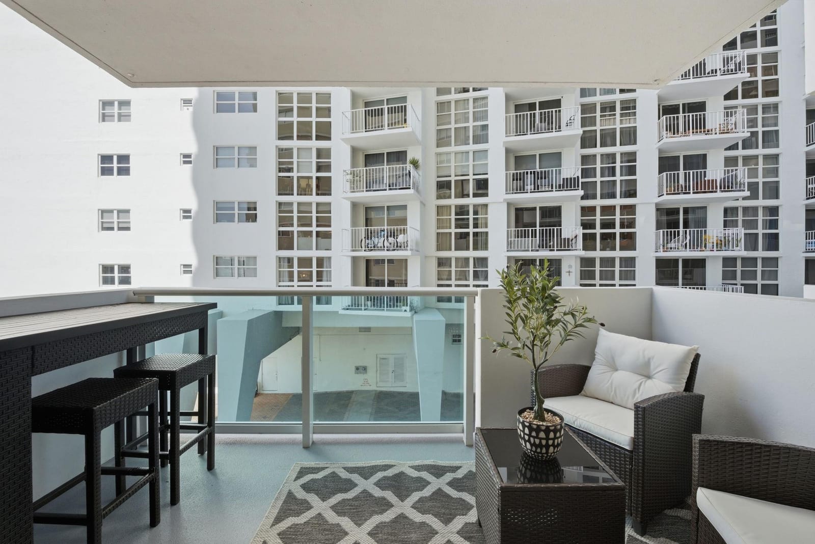 1200 West Avenue 324, Miami Beach, FL 33139 photo 12
