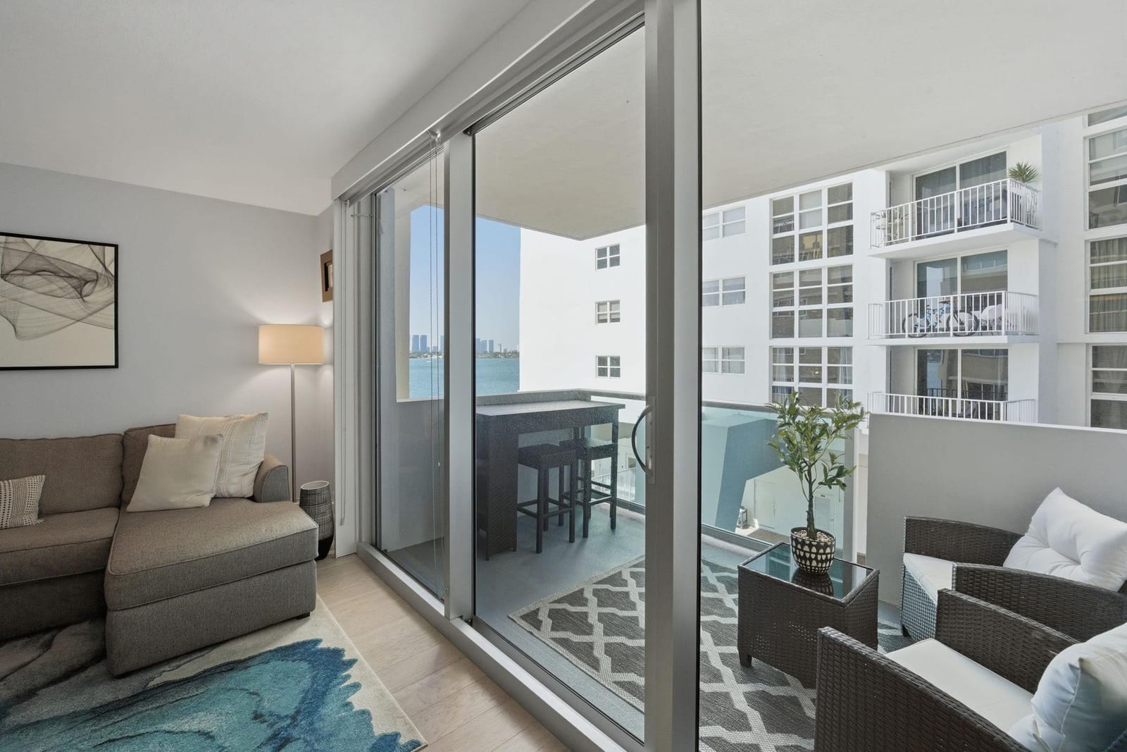 1200 West Avenue 324, Miami Beach, FL 33139 photo 4
