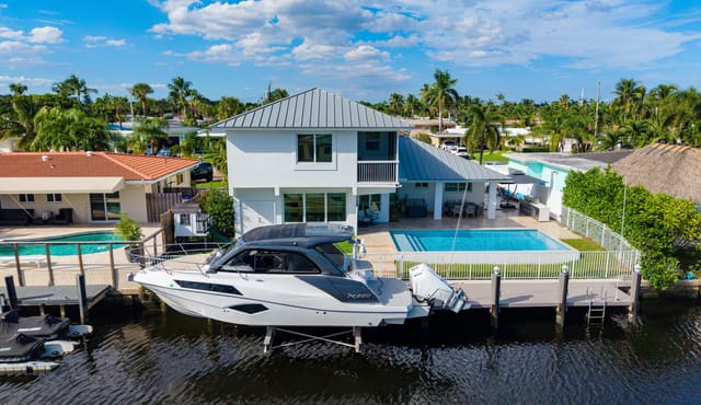 120 SE 12th Court, Pompano Beach, FL 33060