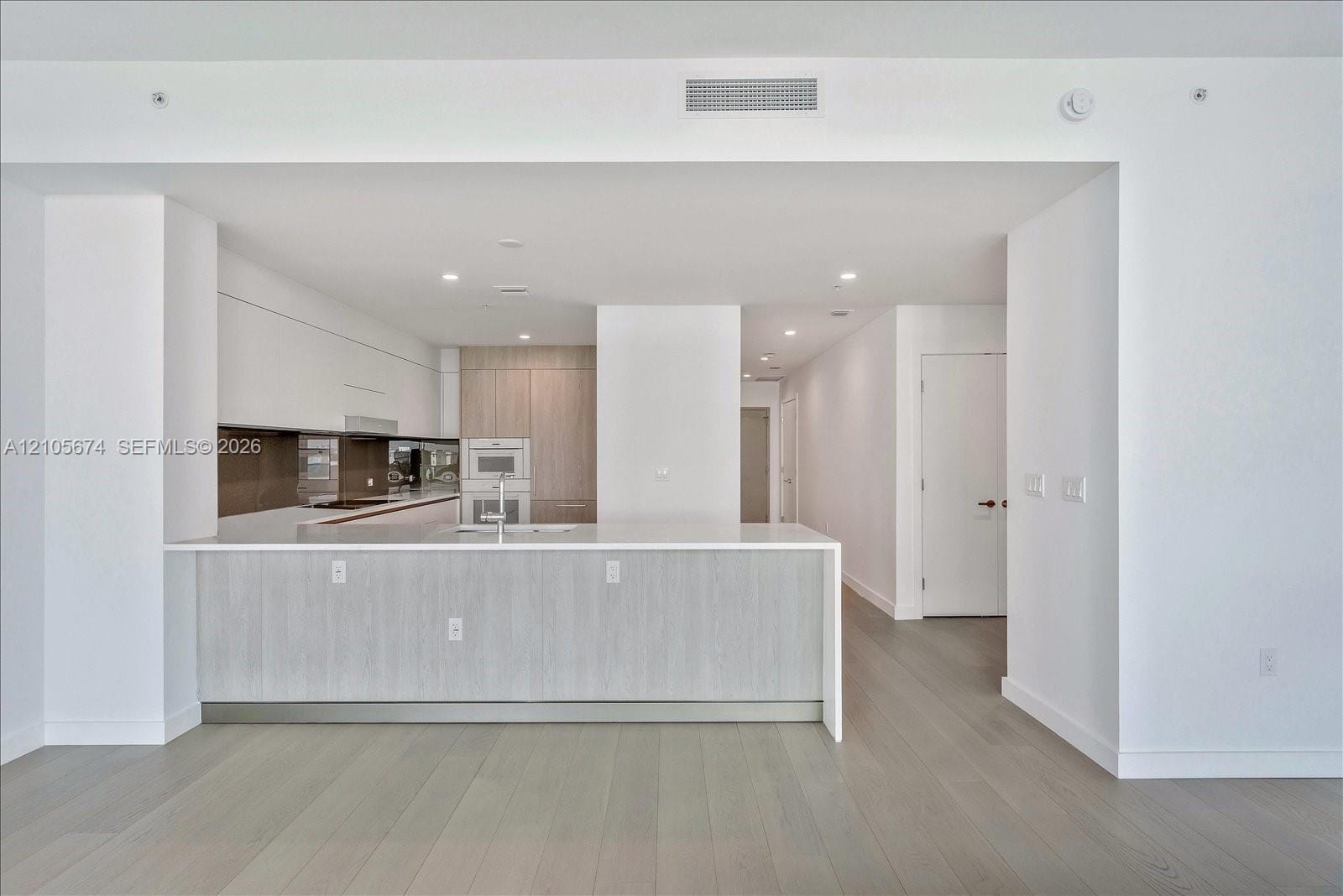 9201 E Bay Harbor Drive 710 — photo 7