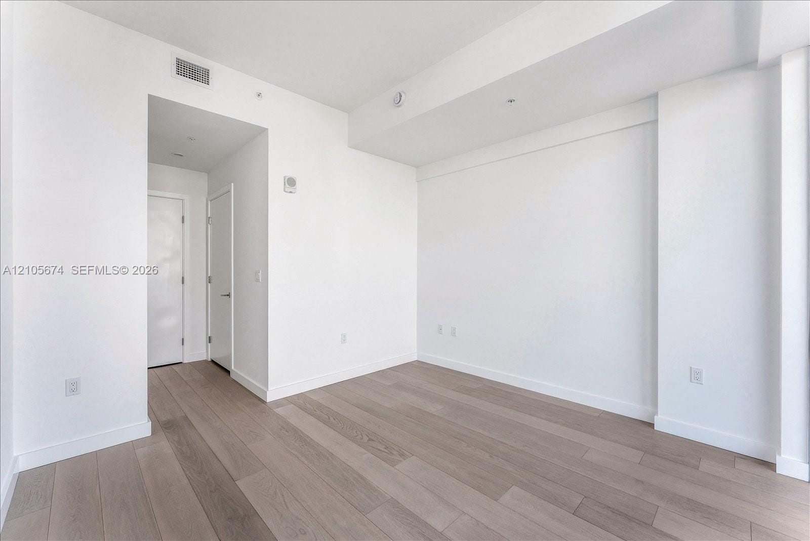9201 E Bay Harbor Drive 710 — photo 10
