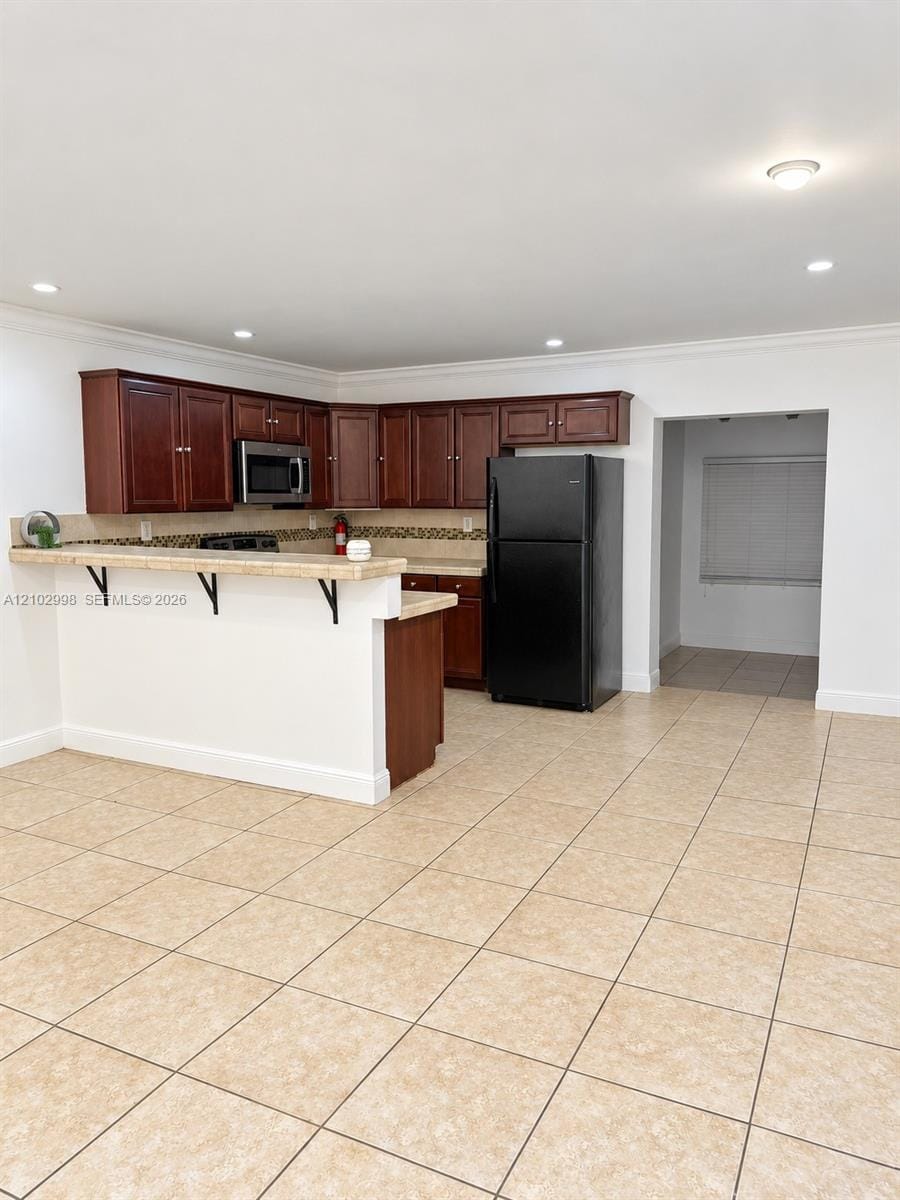 332 NE 110th Terrace 332, Miami, FL 33161