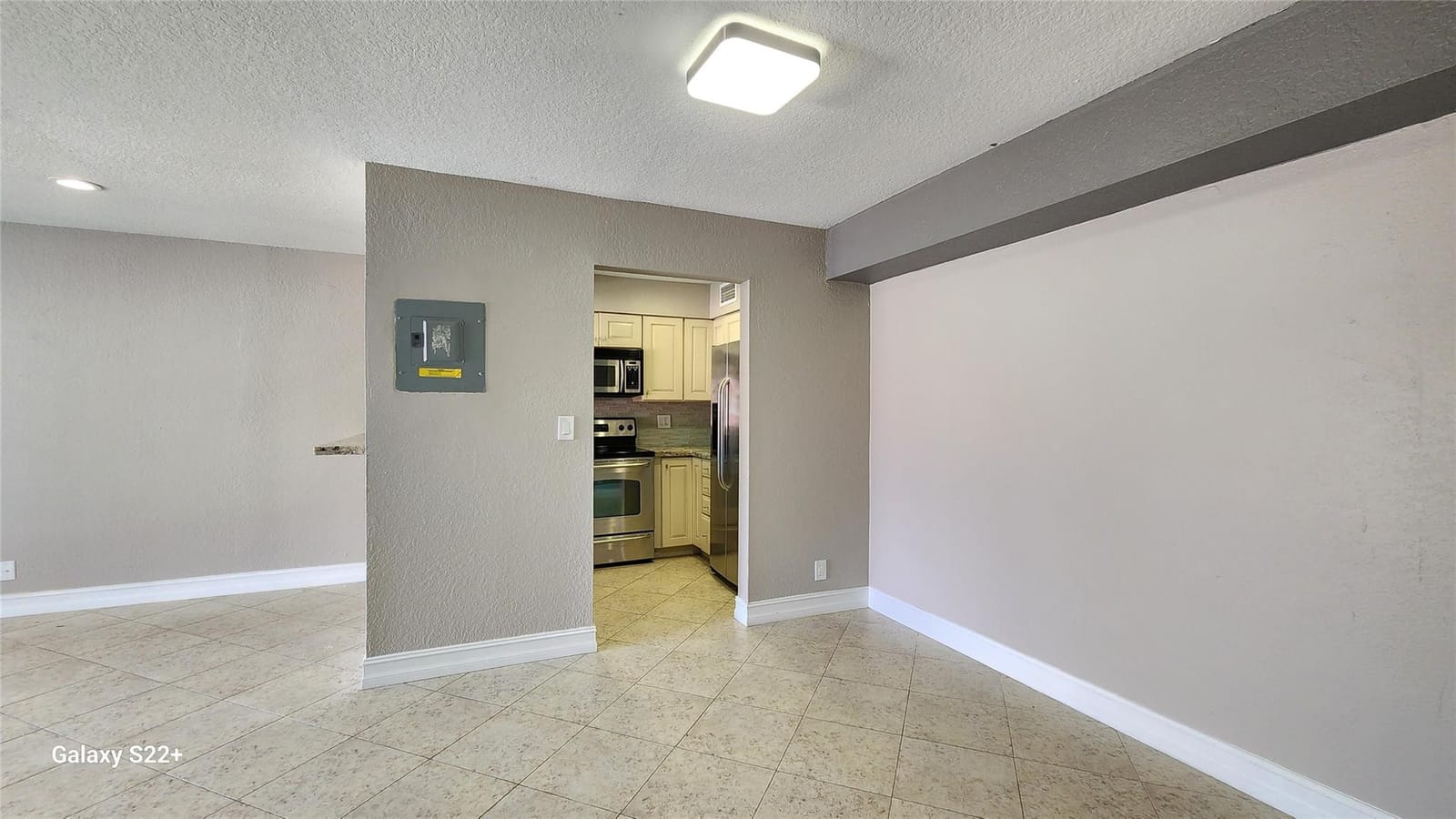 501 SE 8th Street — photo 3