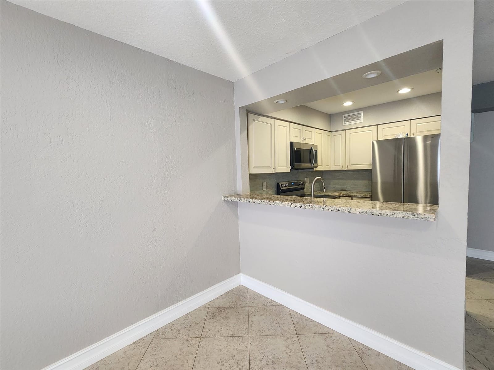 501 SE 8th Street — photo 6