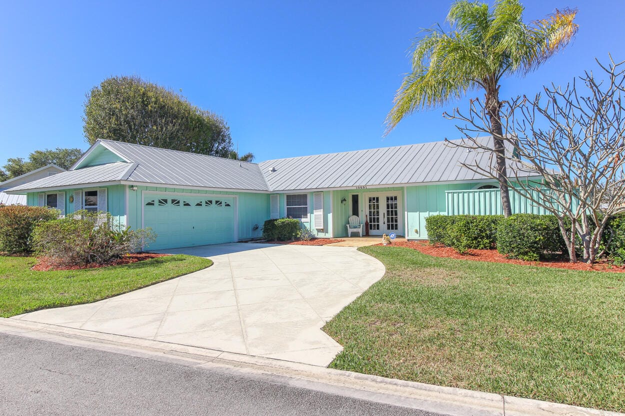 10691 SE JUPITER NARROWS Drive — photo 2