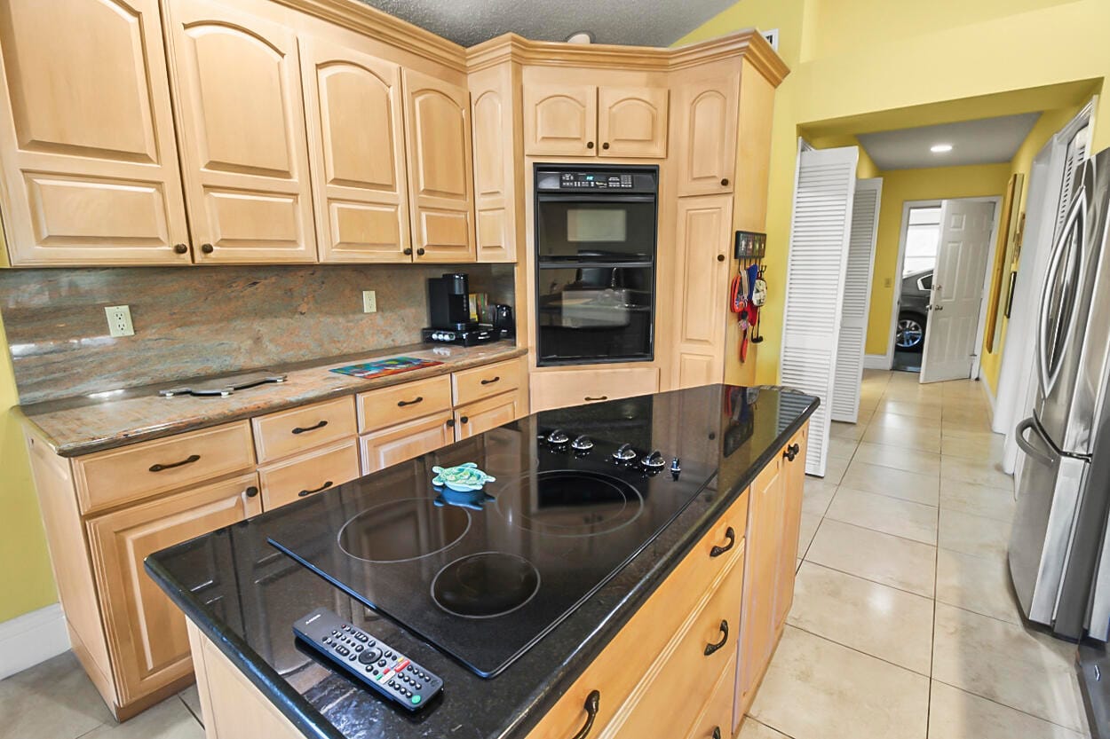 10691 SE JUPITER NARROWS Drive — photo 11