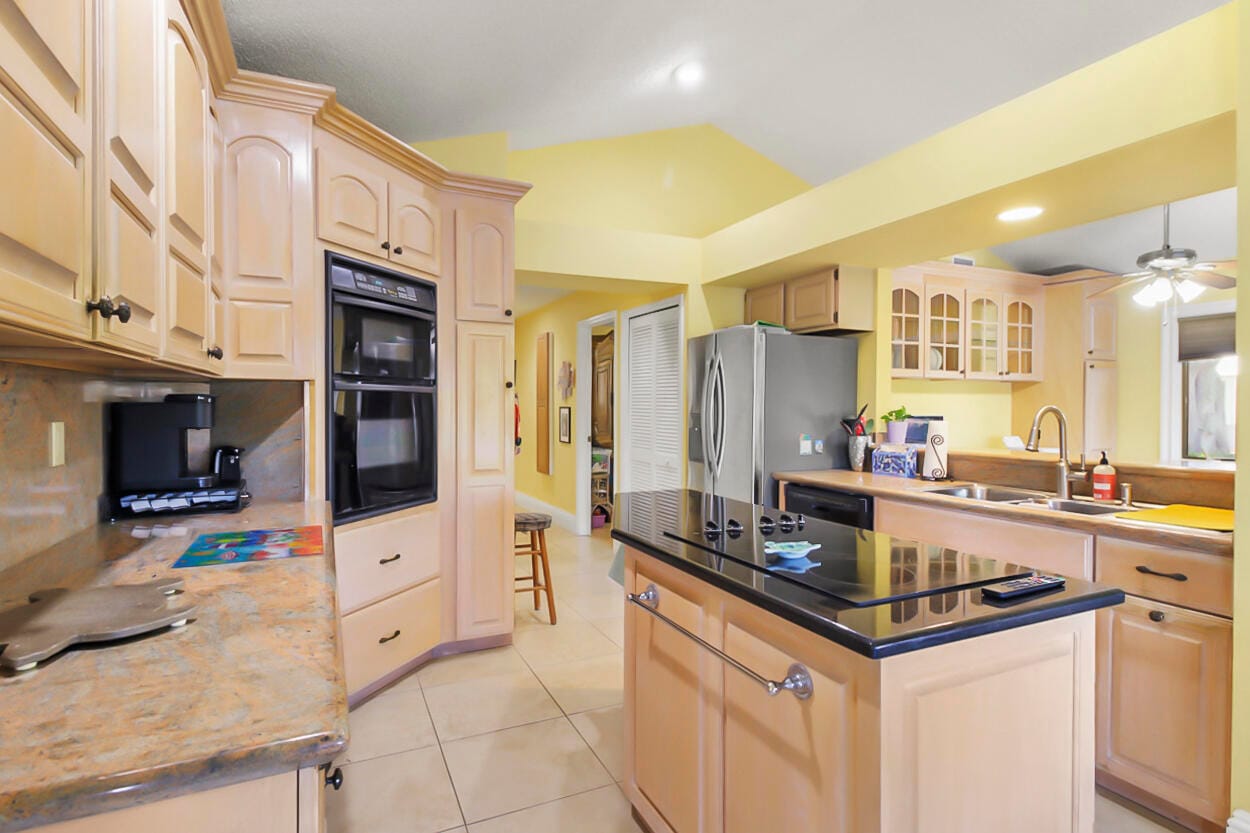 10691 SE JUPITER NARROWS Drive — photo 7