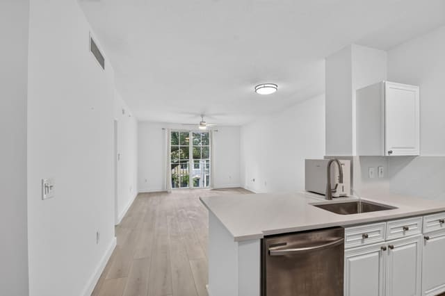 630 S Sapodilla Avenue 223, West Palm Beach, FL 33401