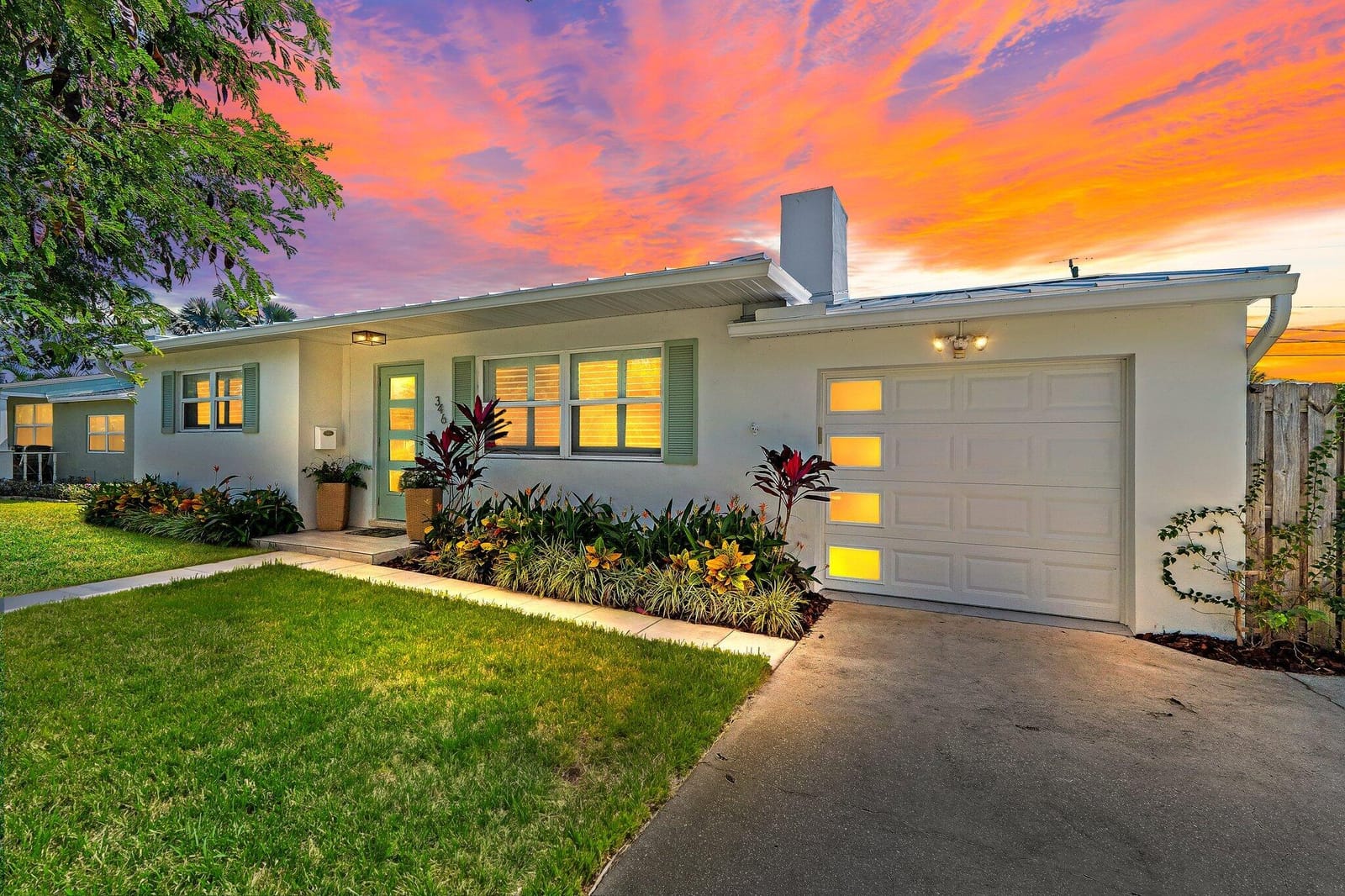 346 Laurie Road, West Palm Beach, FL 33405