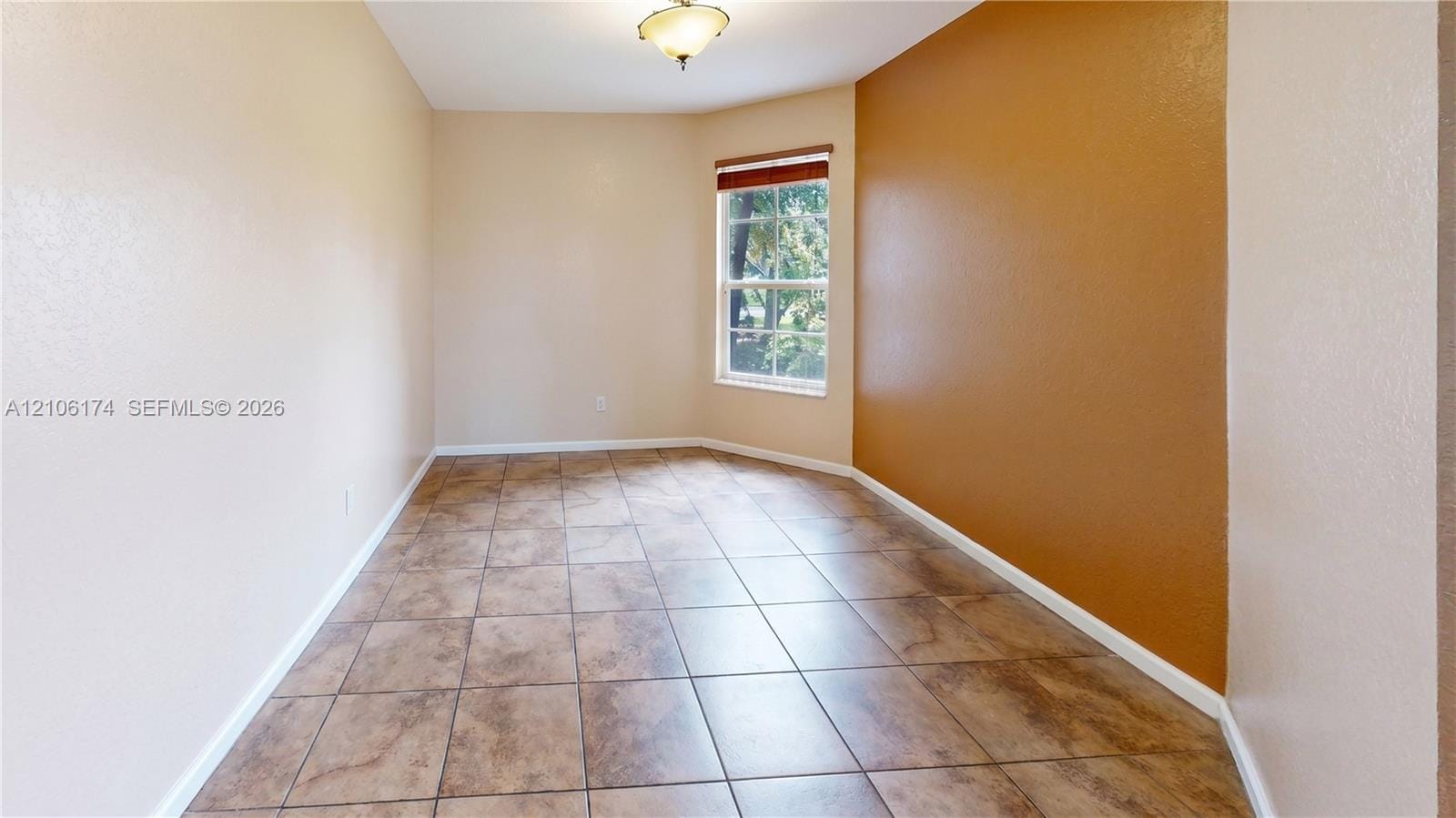 2215 Portofino Avenue — photo 11