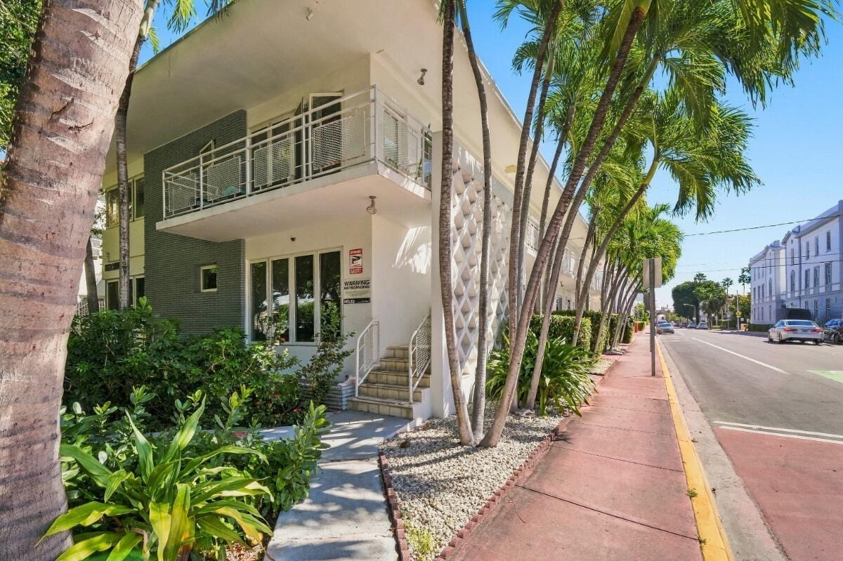 745 13th Street 10, Miami Beach, FL 33139