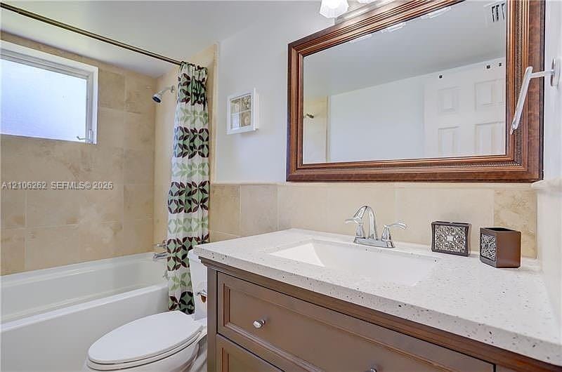 2212 NE 1st Way 101, Boynton Beach, FL 33435 photo 12