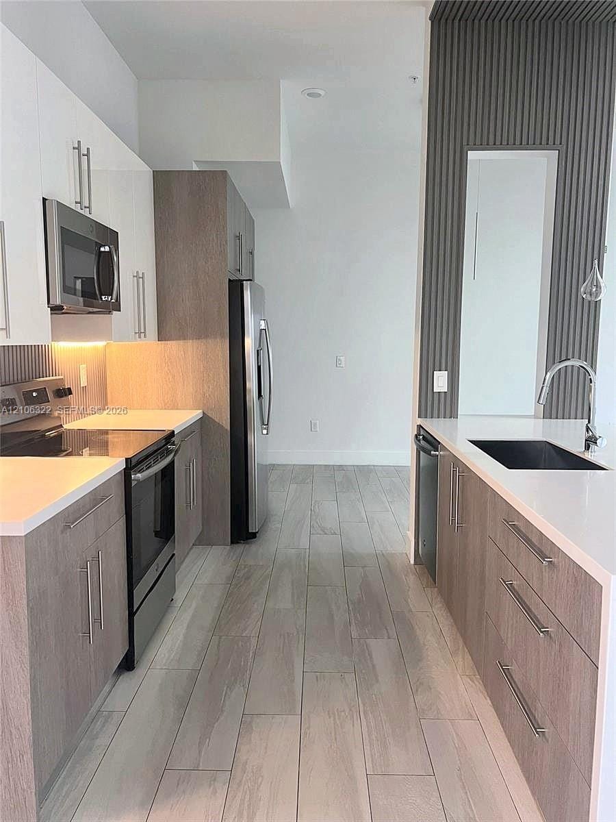 4428 NW 9th Street — photo 6