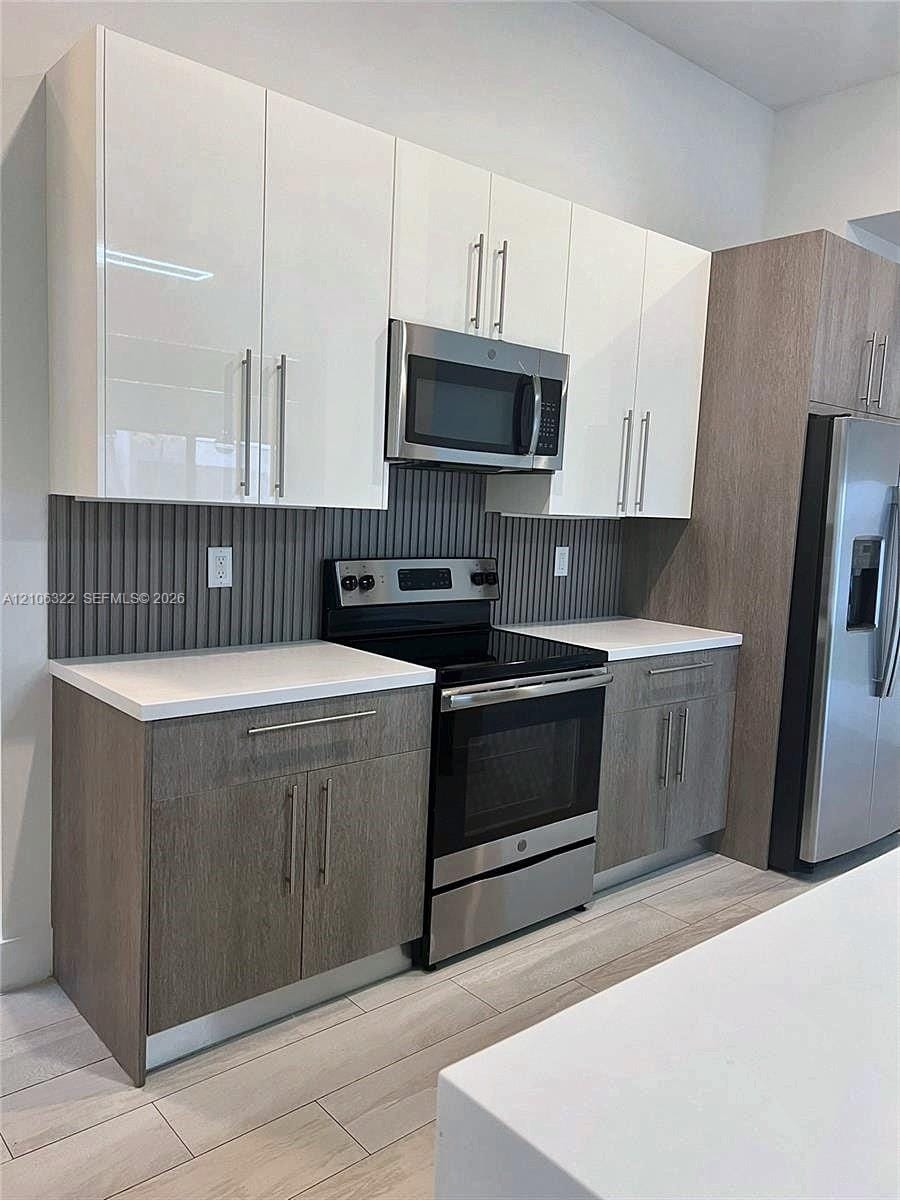 4428 NW 9th Street — photo 7