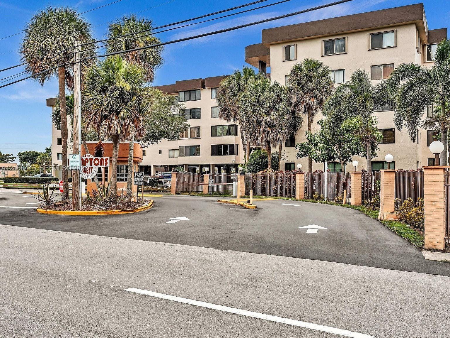 Eaton At Hamptons West Co, North Lauderdale, FL home for sale at 8040 Hampton Boulevard 208