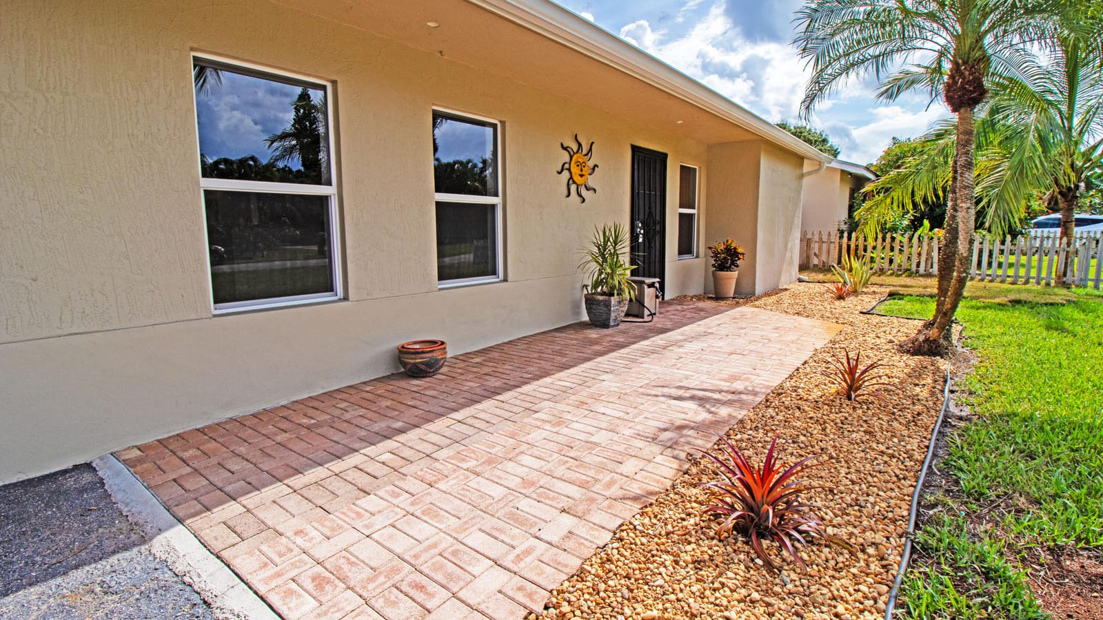 8804 SE Jardin Street, Hobe Sound, FL 33455 photo 2