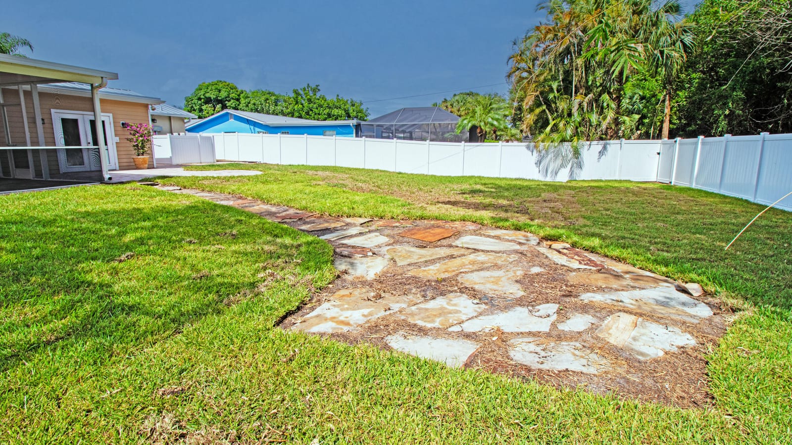8804 SE Jardin Street, Hobe Sound, FL 33455 photo 12