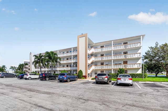 2025 Cornwall B, Boca Raton, FL 33434
