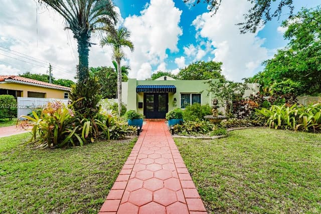 230 Miami Springs Avenue, Fec Addn To Hialeah, Miami Springs, FL