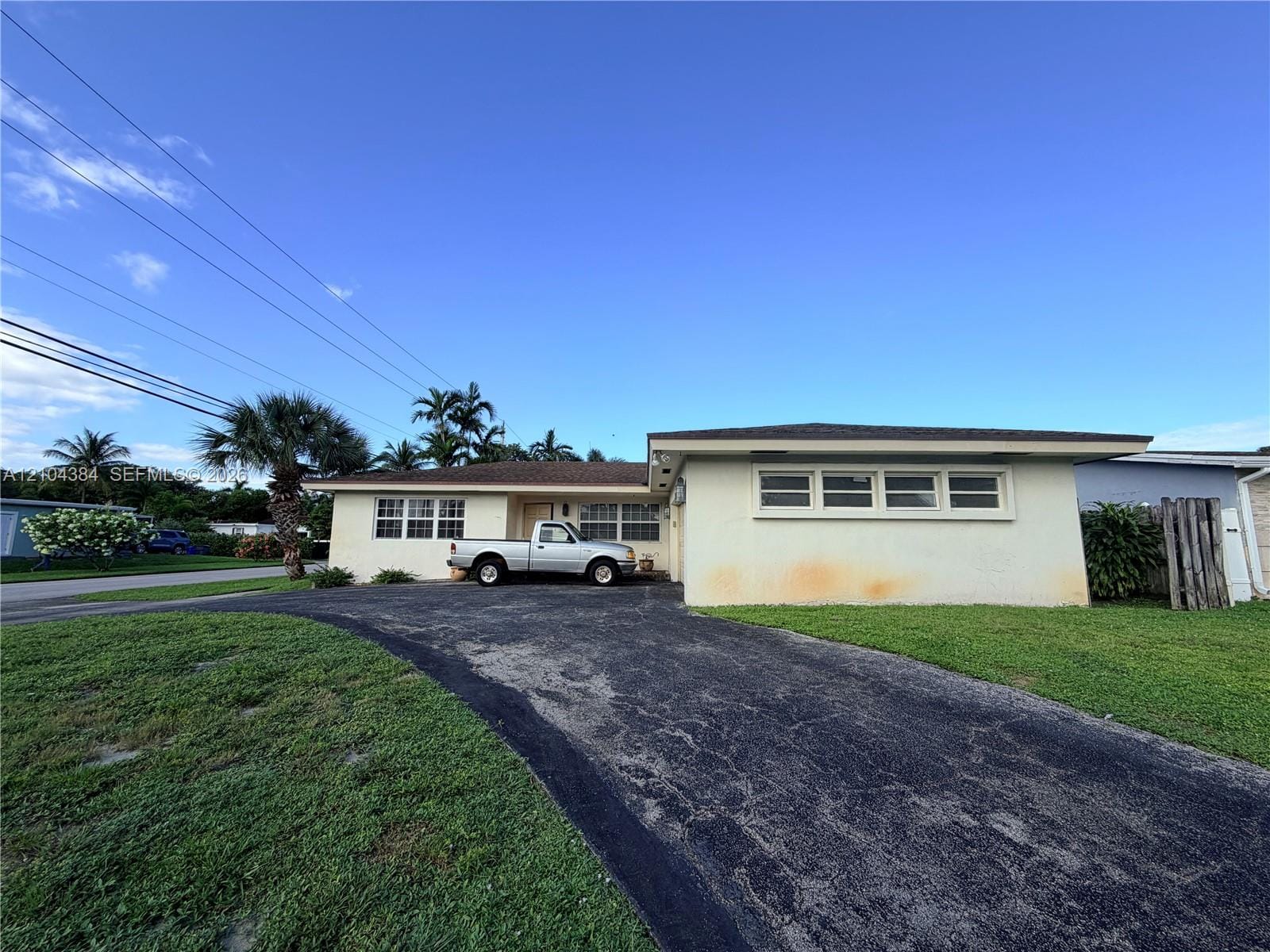 1900 N 50th Avenue, Hollywood, FL 33021