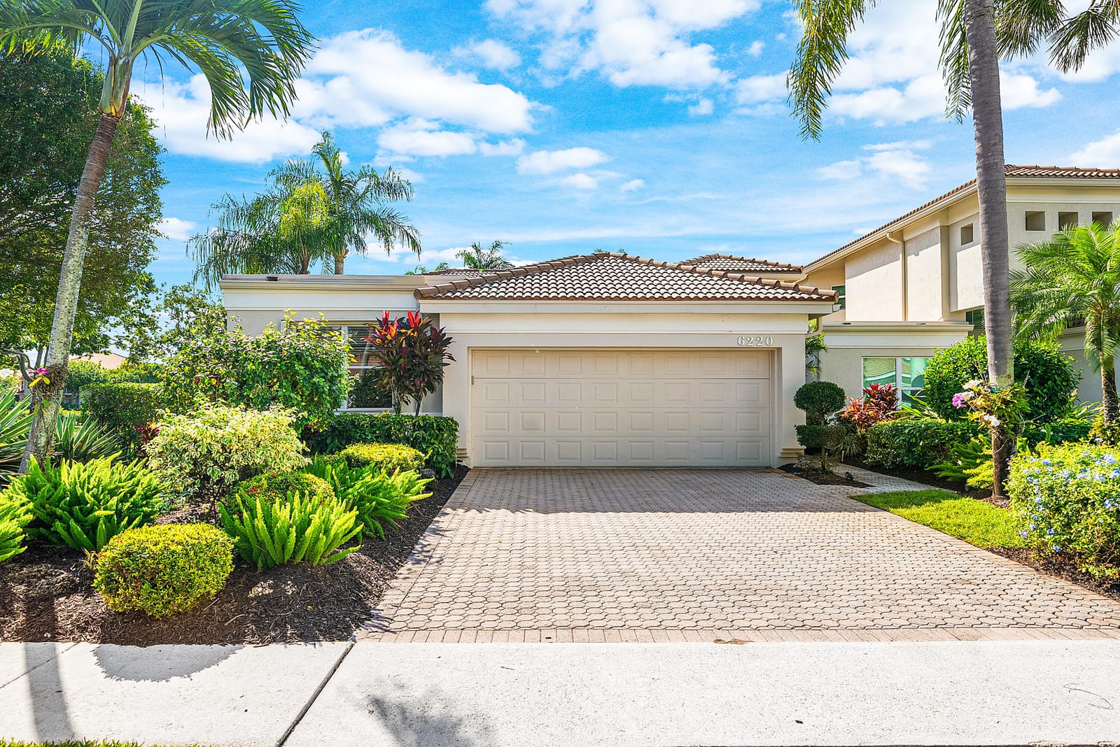 6220 SAN MICHEL Way, Delray Beach, FL 33484 photo 2