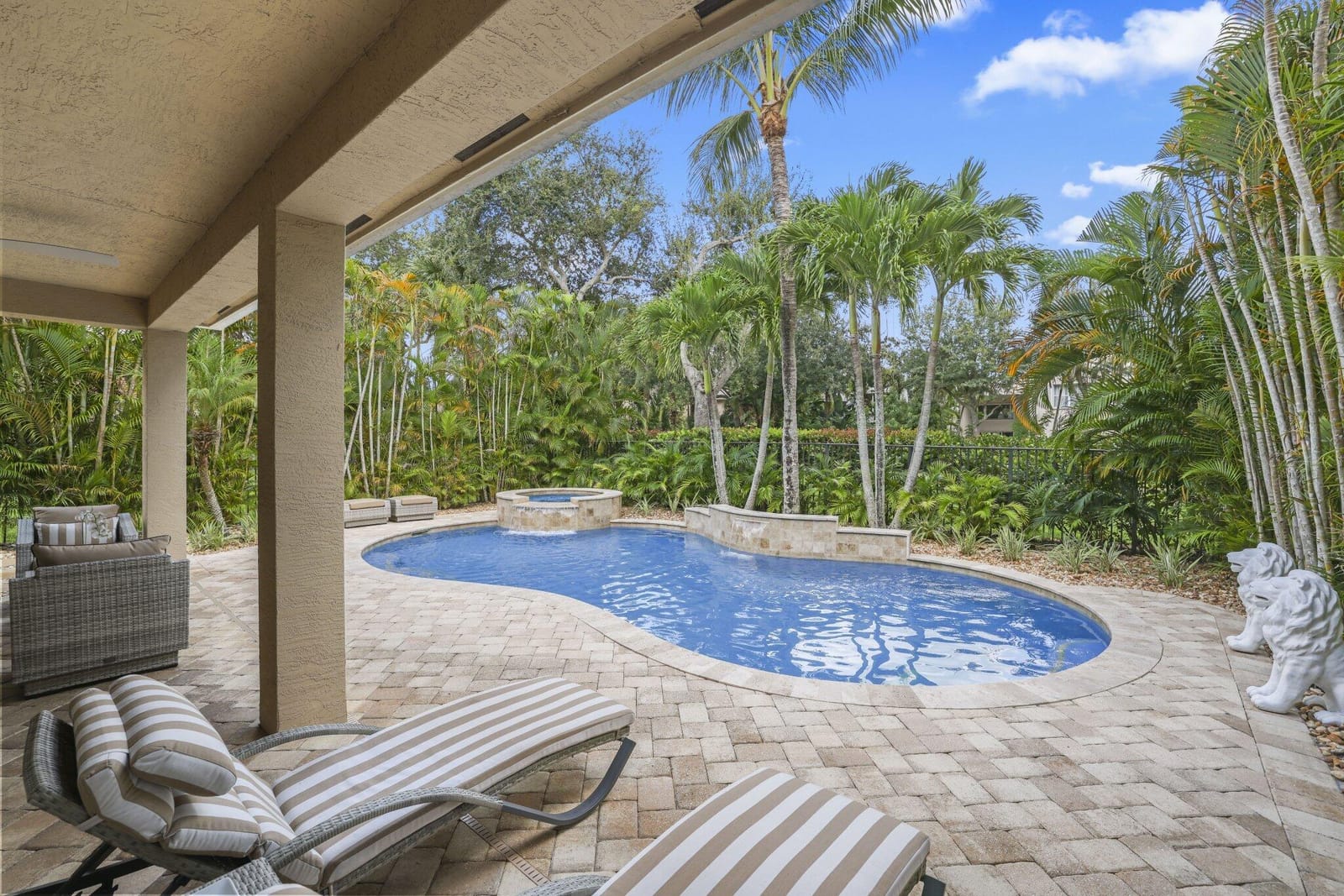 8957 Morgan Landing Way — photo 4