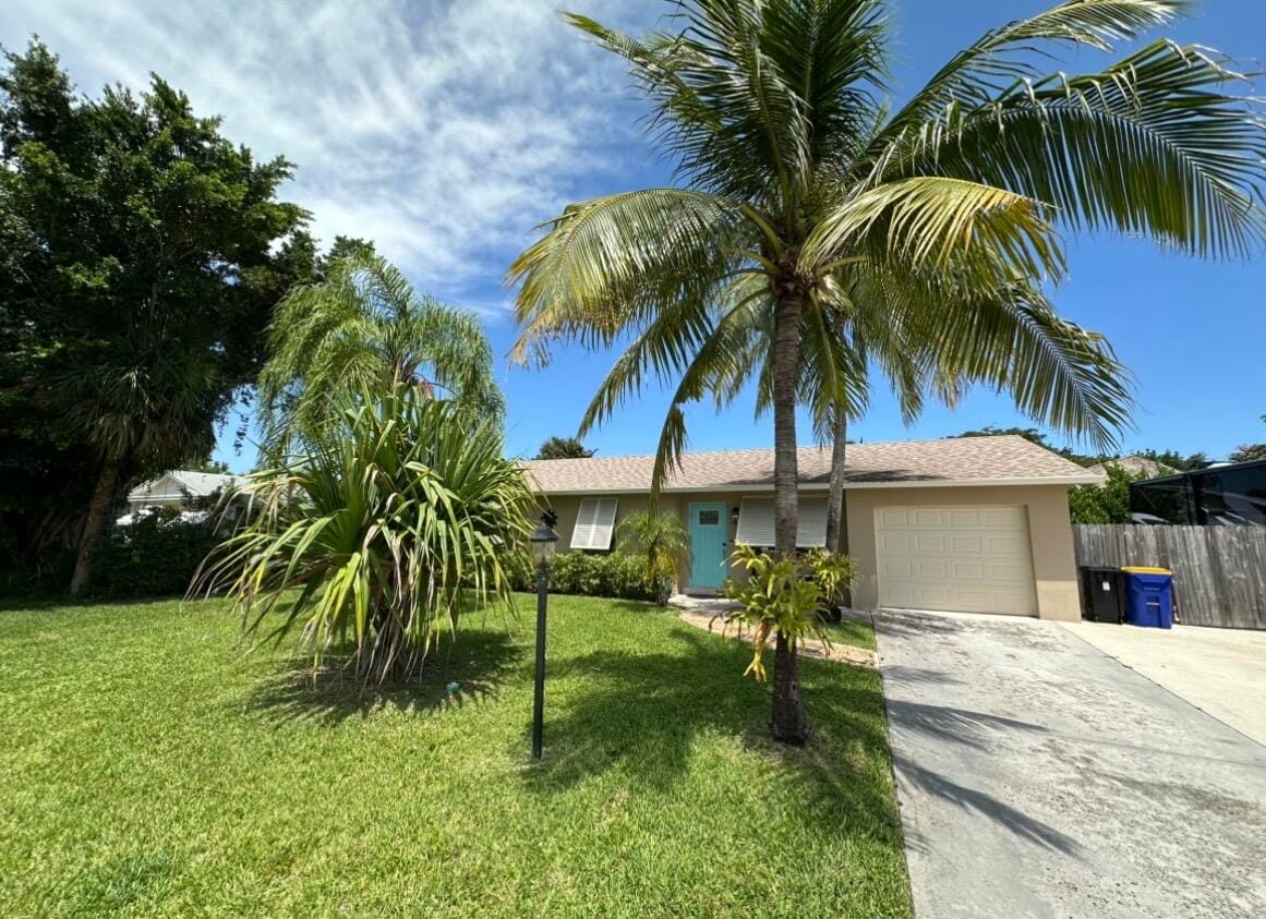 19043 SE Fearnley Drive, Tequesta, FL 33469 - photo 1 of 12